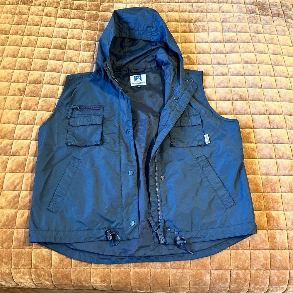 Windbreaker vest